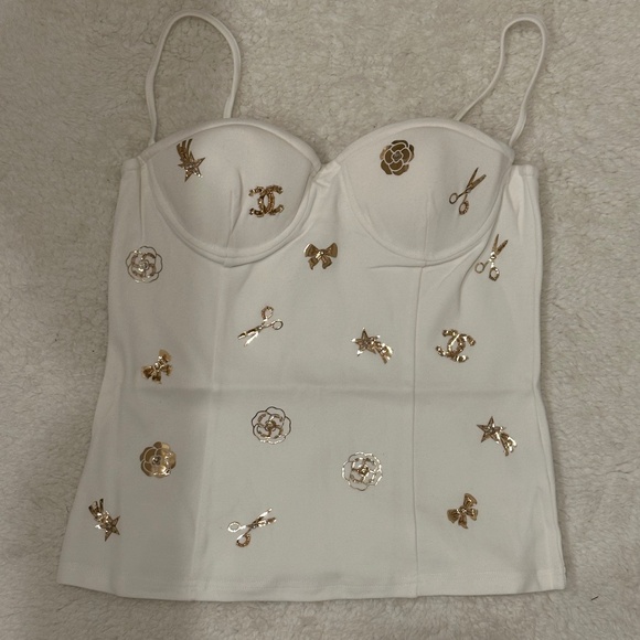 preloved Chanel 19C LA PAUSA tank top SZ 38 - Picture 1 of 8